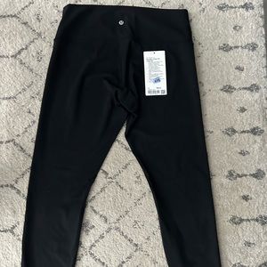 Lululemon Wunder Under legging - 28” - size 12